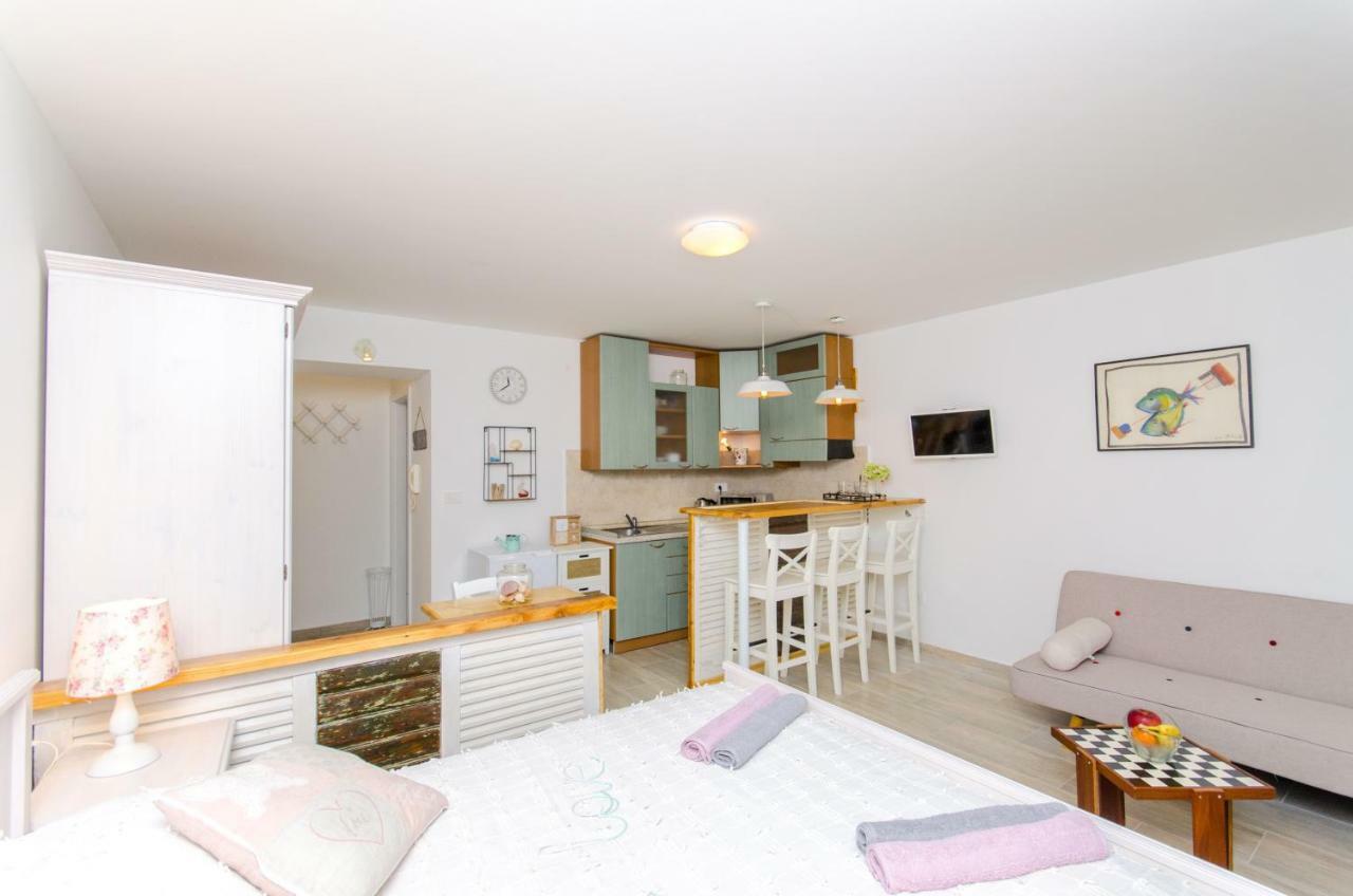 Apartment Hello Love สปลิท ภายนอก รูปภาพ